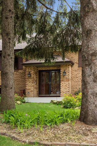 7865 Somerset Court, Woodbury, MN 55125