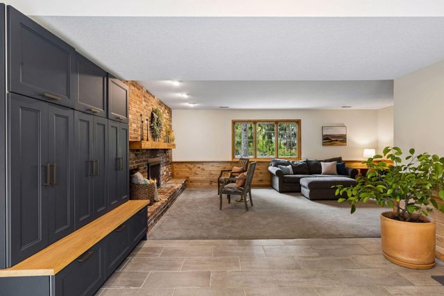 7865 Somerset Court, Woodbury, MN 55125