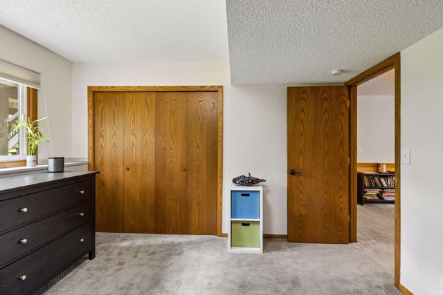7865 Somerset Court, Woodbury, MN 55125