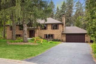 7865 Somerset Court, Woodbury, MN 55125