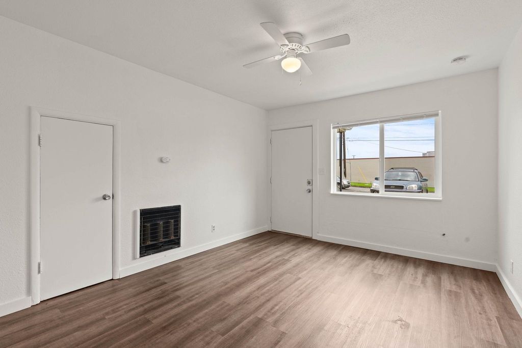 220 S Elm St, Spokane, WA 99201 photo 12