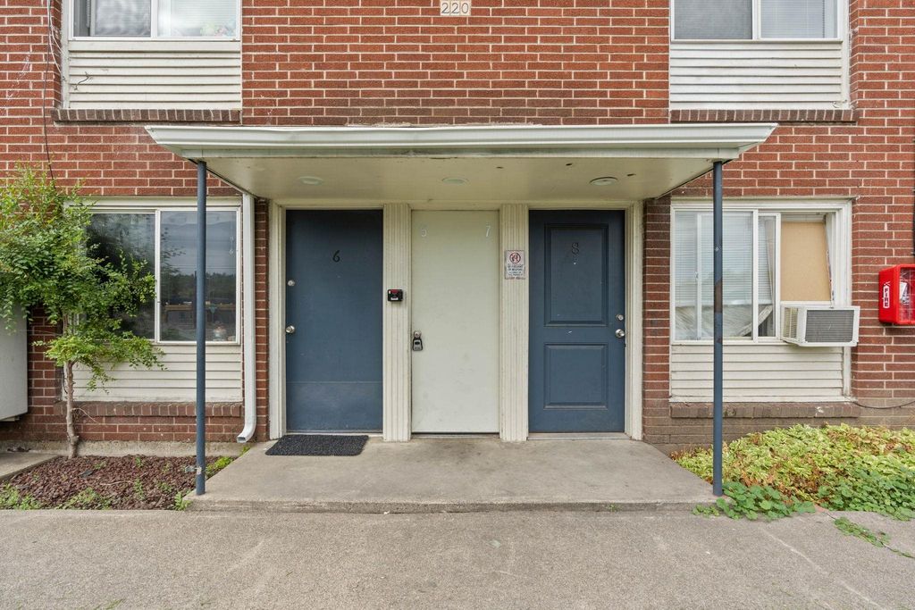 220 S Elm St, Spokane, WA 99201 photo 3