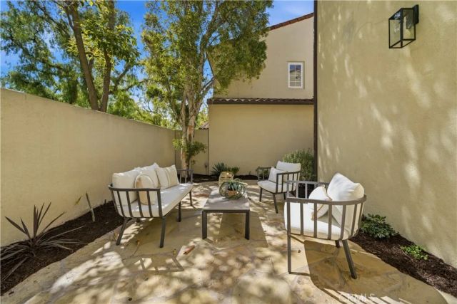 33 Bower Tree, Irvine, CA 92603