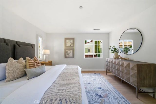 33 Bower Tree, Irvine, CA 92603