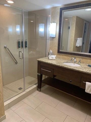 200 S Sycamore Street 1042, Branson, MO 65616