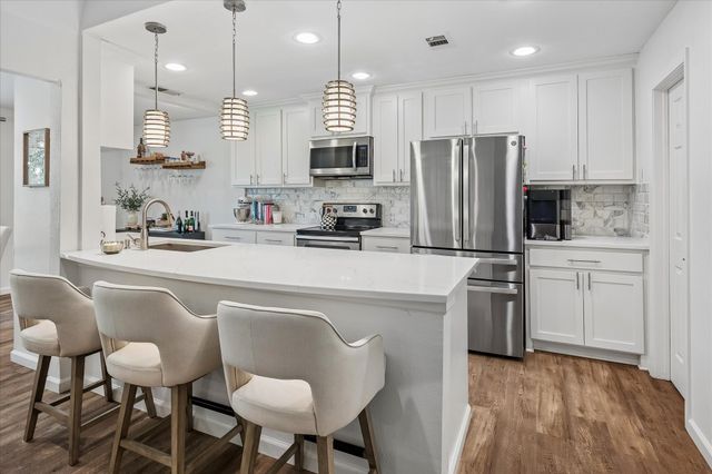 3305 Dothan Lane, Dallas, TX 75229