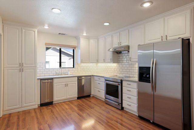 30112 Hall Rd, Escalon, CA 95320