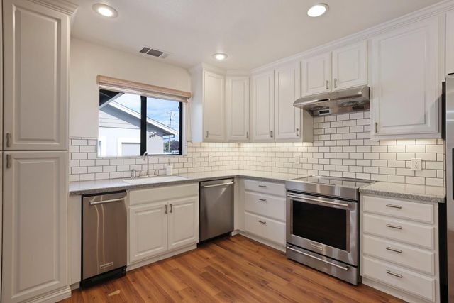 30112 Hall Rd, Escalon, CA 95320