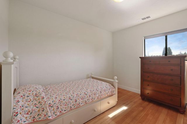30112 Hall Rd, Escalon, CA 95320