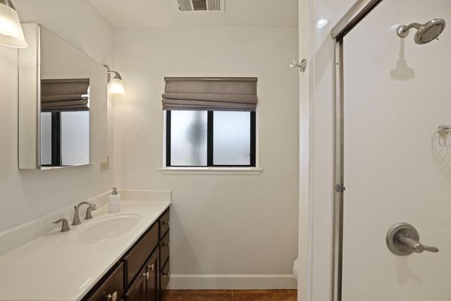 30112 Hall Rd, Escalon, CA 95320