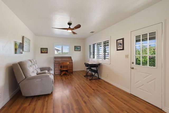30112 Hall Rd, Escalon, CA 95320