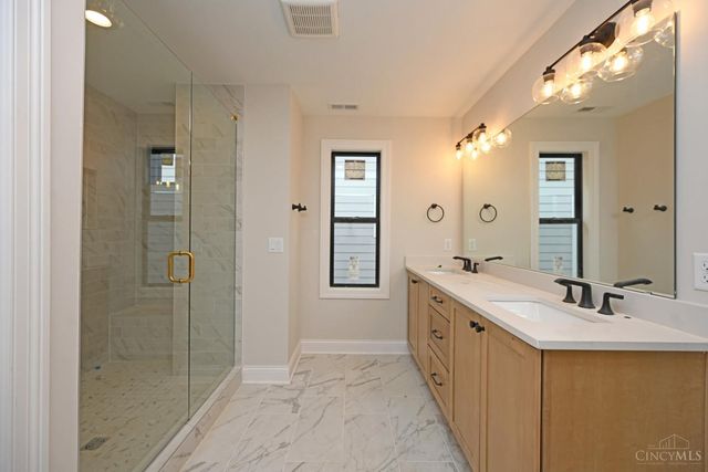 7412 Orchard Street, Columbia Twp, OH 45227