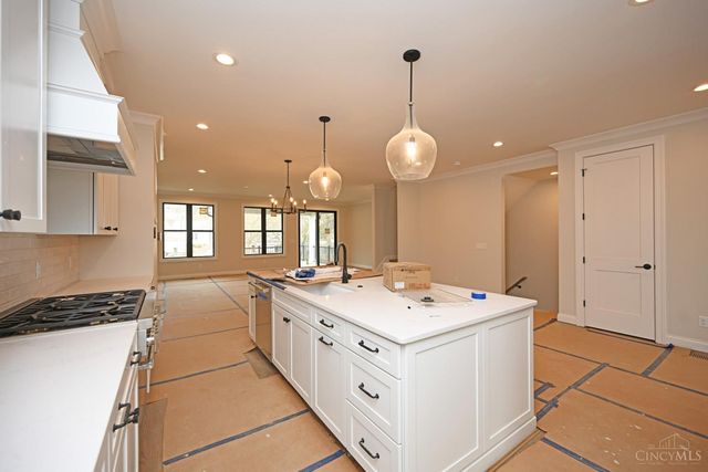 7412 Orchard Street, Columbia Twp, OH 45227