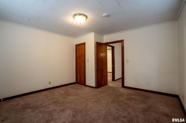 301 N 12TH Street, Herrin, IL 62948