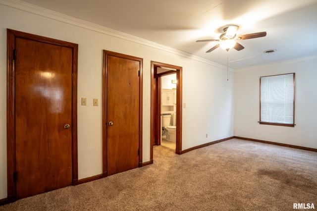 301 N 12TH Street, Herrin, IL 62948