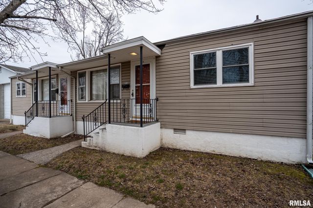 301 N 12TH Street, Herrin, IL 62948