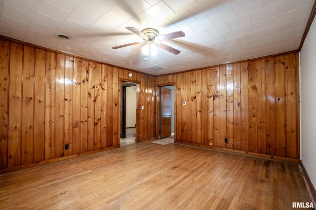 301 N 12TH Street, Herrin, IL 62948