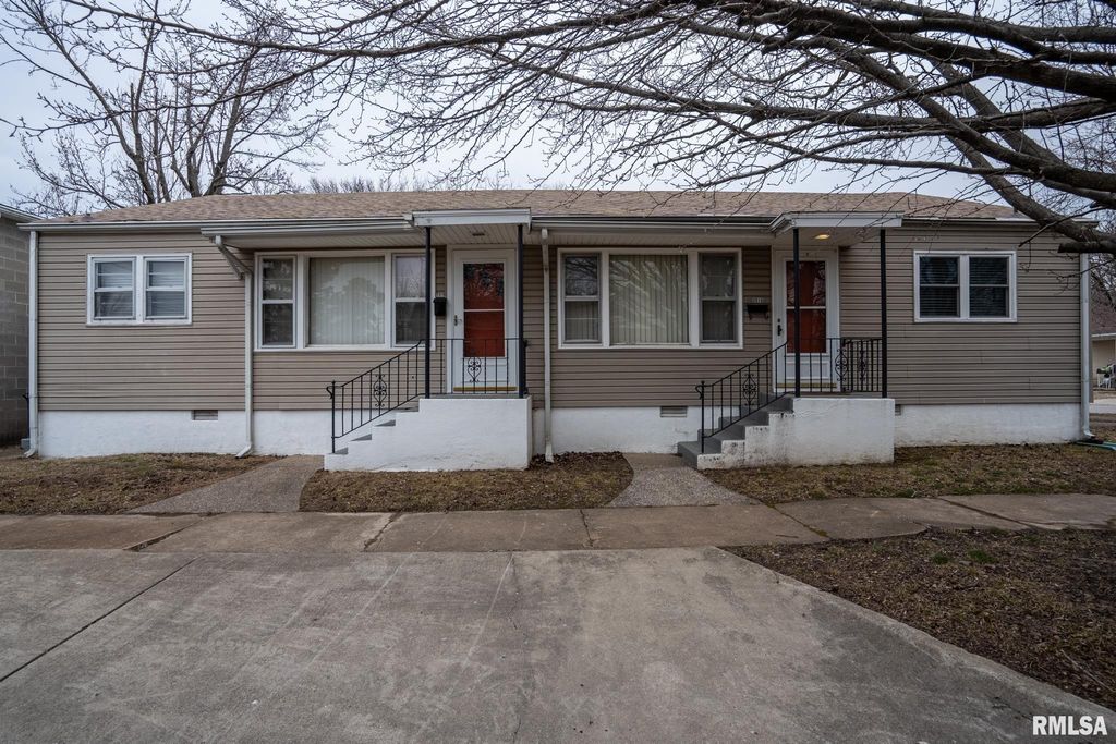 301 N 12TH Street, Herrin, IL 62948