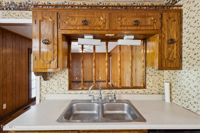 233 Lucy Road, Kingsport, TN 37660