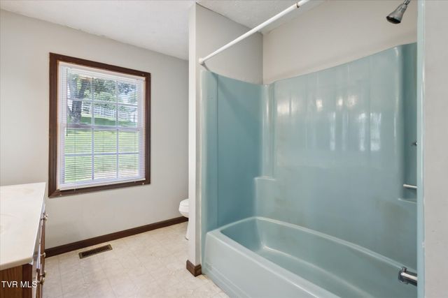 233 Lucy Road, Kingsport, TN 37660