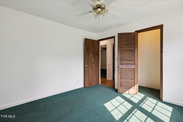 233 Lucy Road, Kingsport, TN 37660