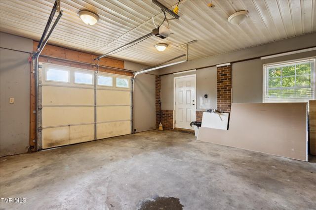233 Lucy Road, Kingsport, TN 37660