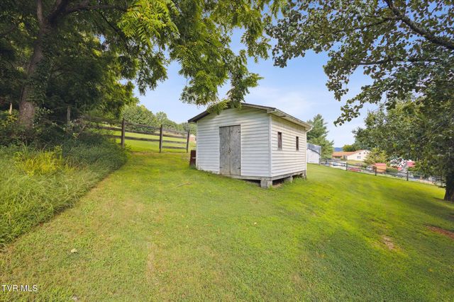 233 Lucy Road, Kingsport, TN 37660