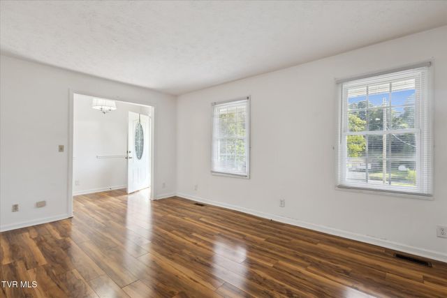 233 Lucy Road, Kingsport, TN 37660
