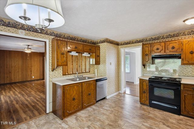 233 Lucy Road, Kingsport, TN 37660