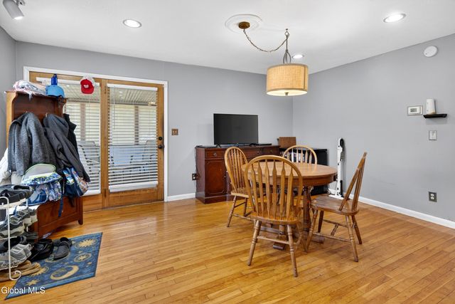 17 Hudson Street, Waterford, NY 12188