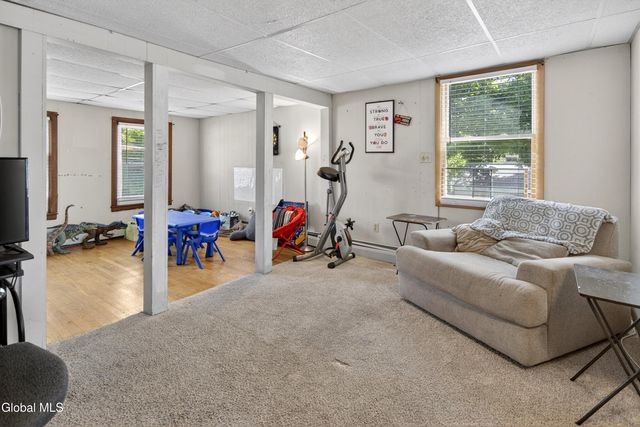 17 Hudson Street, Waterford, NY 12188