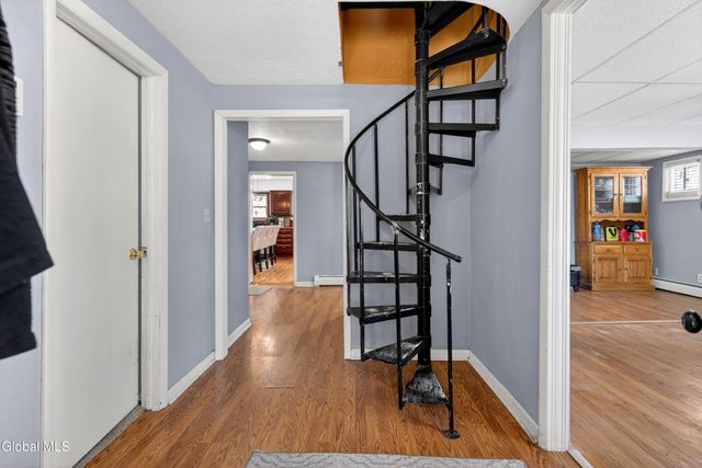 17 Hudson Street, Waterford, NY 12188