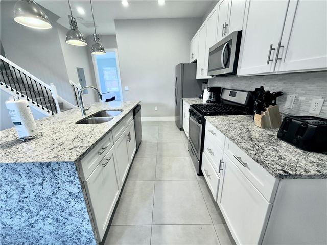 7569 SUNNY DREAMS LANE, Kissimmee, FL 34747