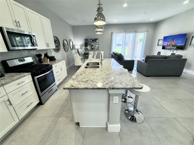 7569 SUNNY DREAMS LANE, Kissimmee, FL 34747