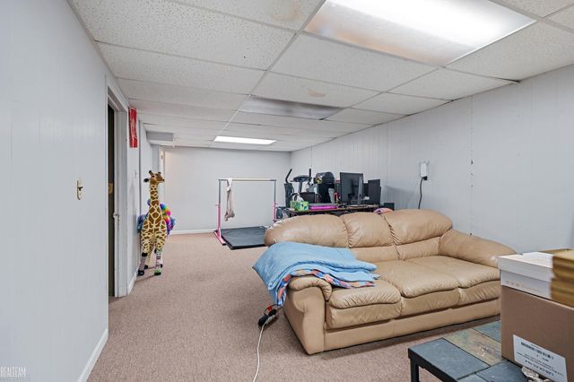 33515 Vista Way, Fraser, MI 48026