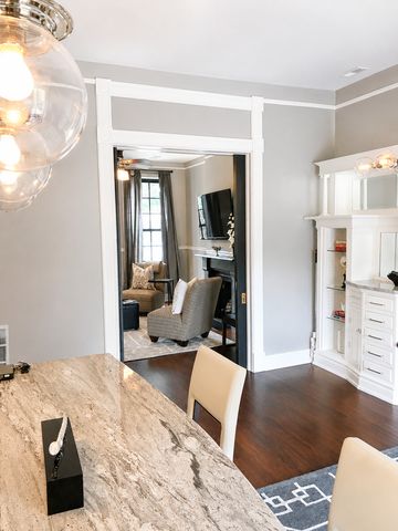 805 S Leavitt Street 2, Chicago, IL 60612