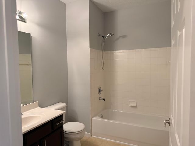 1172 Retriever Way, 108, Florence, KY 41042