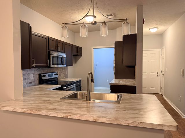1172 Retriever Way, 108, Florence, KY 41042