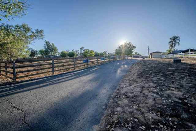 526 Brazos St, Ramona, CA 92065