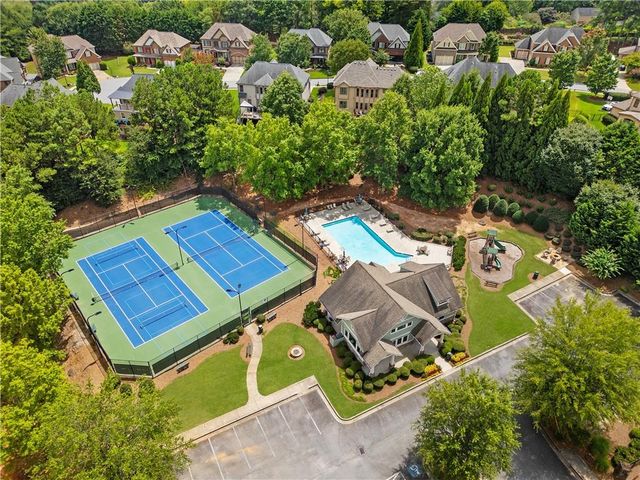 5605 Viewpoint Ct Court, Suwanee, GA 30024