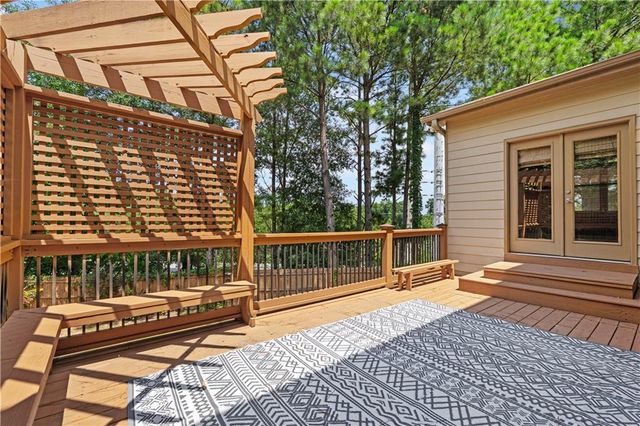 5605 Viewpoint Ct Court, Suwanee, GA 30024