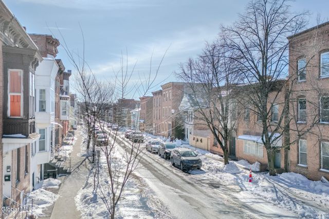 277 4th Street, Troy, NY 12180