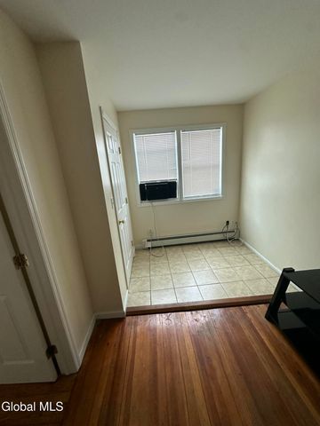 277 4th Street, Troy, NY 12180