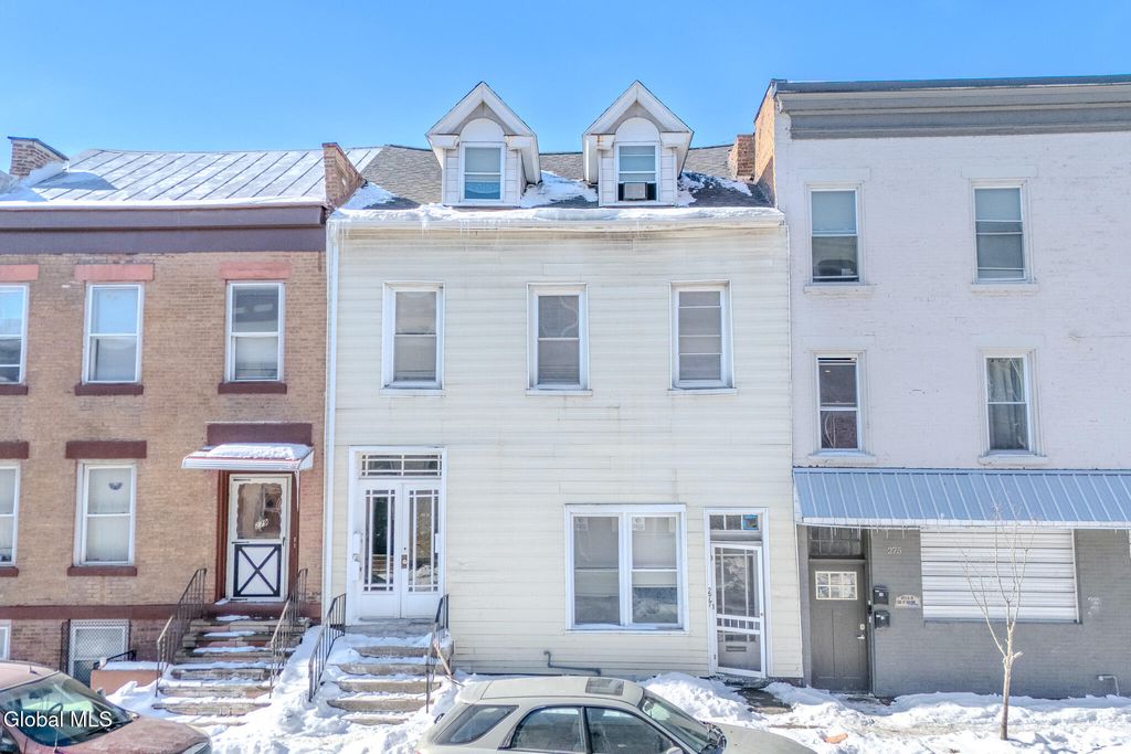 277 4th Street, Troy, NY 12180