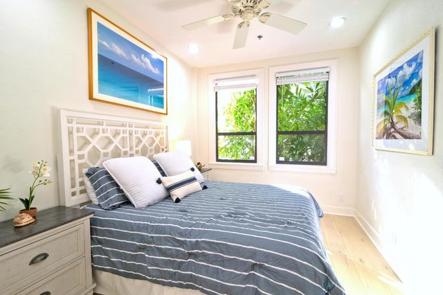 235 Sunrise Avenue 1005, Palm Beach, FL 33480