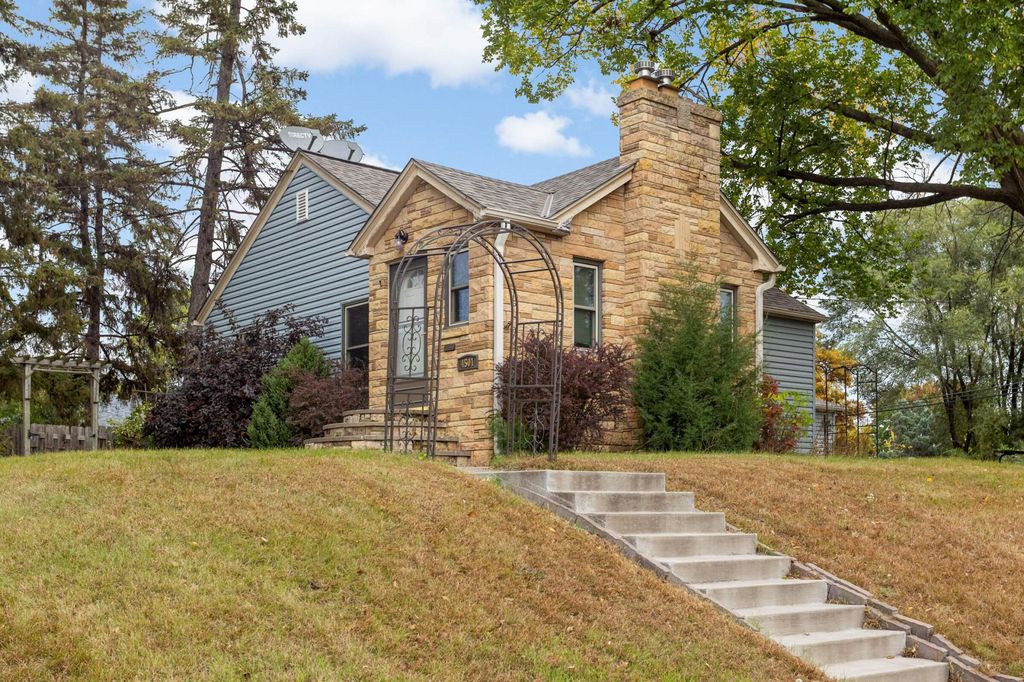 4501 Jefferson Street NE, Columbia Heights, MN 55421