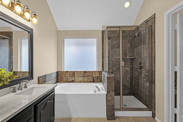 921 Lochmoor Lane, Highland Village, TX 75077