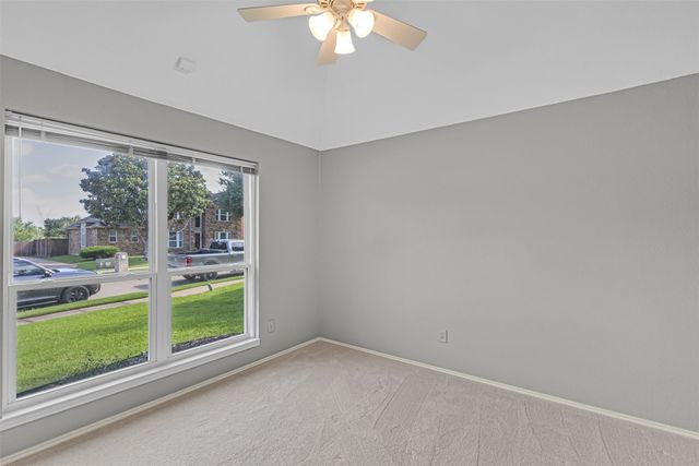 921 Lochmoor Lane, Highland Village, TX 75077