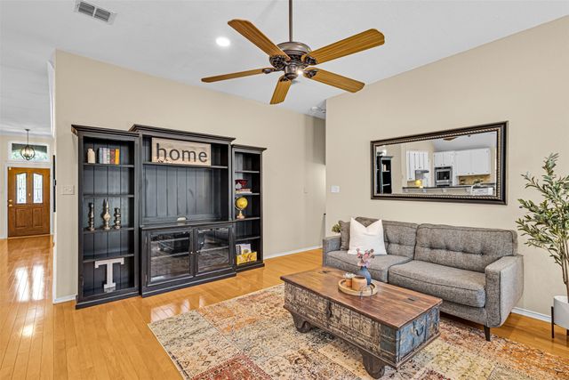 921 Lochmoor Lane, Highland Village, TX 75077