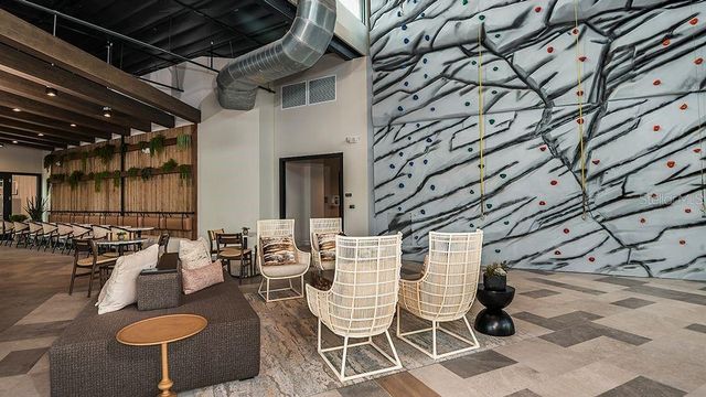 7805 CENTAURUS WAY, Sarasota, FL 34241